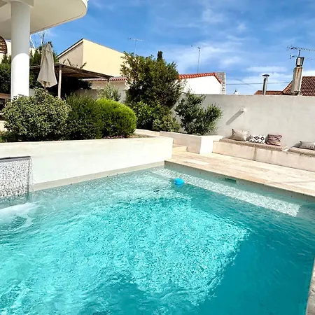 Holiday home Familiale Cosy, Piscine Et Mediterranee Beziers
