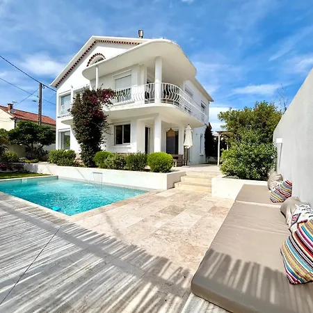 Holiday home Familiale Cosy, Piscine Et Mediterranee Beziers