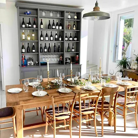 Holiday home Familiale Cosy, Piscine Et Mediterranee